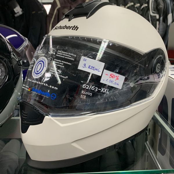 schuberth-s2-bijela-xxl65e6b84b-caf9-fec8-acdf-5514aba4e2b3BBC35D8A-4C2C-80E0-F6B6-815614E125E5.jpg